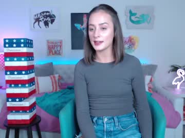 webcam girl holihurricane live cam image #2775644