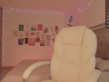 webcam girl mila_1 live cam image #4007985