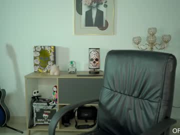 webcam girl kellytesh live cam image #5687891