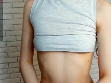 webcam girl harrietporter live cam image #7088116