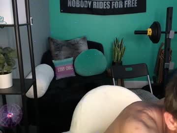 webcam man crashmonroe live cam image #2502501
