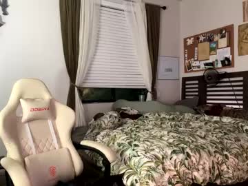 webcam girl monstrumologist live cam image #4630069