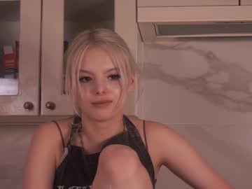 webcam girl hollisfinnell live cam image #7038537