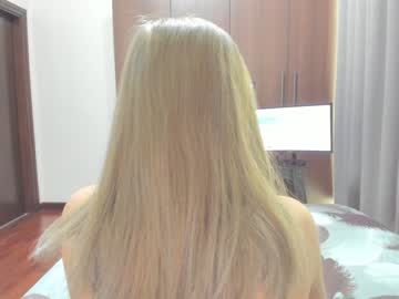 webcam girl sensualbae_seduction live cam image #543106