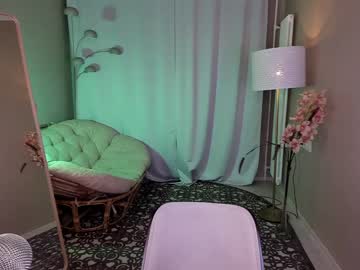 webcam girl zlata_luna live cam image #596107