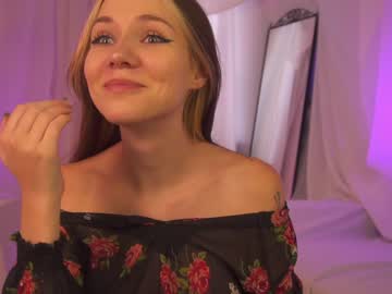 webcam girl kateuwugirl live cam image #5189156