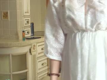 webcam girl shirleywhitney live cam image #6348906