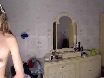 webcam girl worstcamgirlever live cam image #2272077