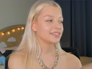 webcam girl icyprincesss live cam image #273408