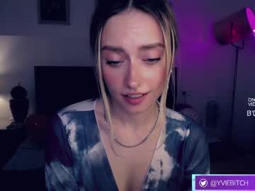 webcam girl _yvie_ live cam image #4910949