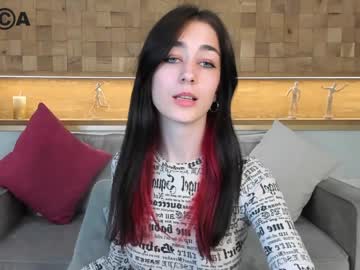 webcam girl ronn1ee live cam image #2324270