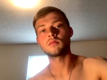 webcam man mrcoolguy68 live cam image #2191422
