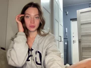 webcam girl angel_from_sky live cam image #4081965