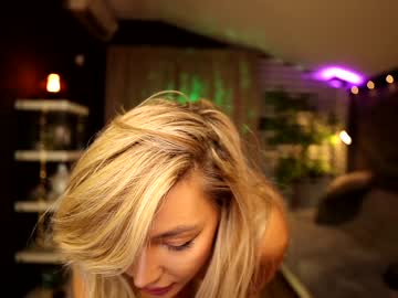 webcam girl fantasystudiox live cam image #5157960