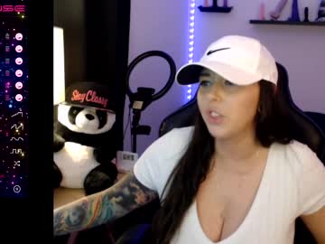 webcam girl bigtittedtattedlesbian live cam image #4934518