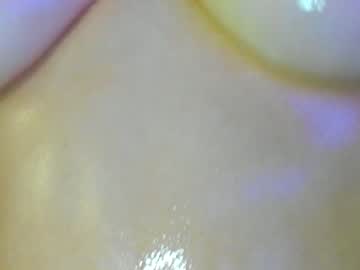 webcam girl angella_kleee live cam image #2642393