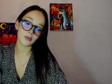 webcam girl ellie_leen live cam image #3806470