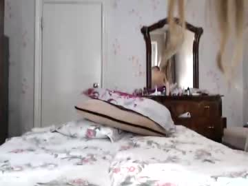 webcam couple ellie_mcqueen live cam image #2053072