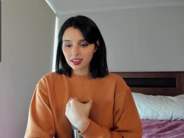 webcam girl yourfreakygirl live cam image #1402430