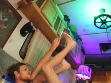 webcam man hollandhousestudios live cam image #1965314