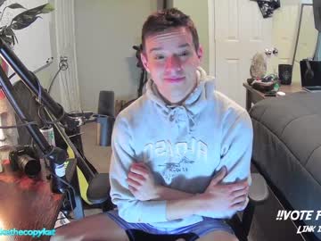 webcam man letsplayblake live cam image #3933847