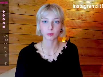 webcam girl lit1le_kitty_ live cam image #2675107