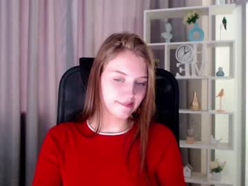 webcam girl lilliasweety live cam image #1770974