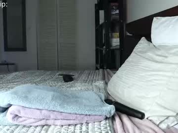 webcam girl leah_milkdiamond live cam image #697892