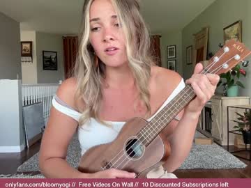 webcam girl bloomyogi live cam image #2034106