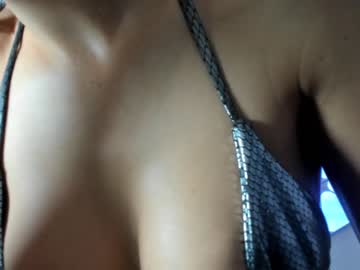 webcam girl hotfallingdevil live cam image #2569360