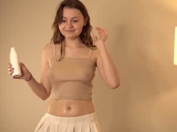 webcam girl winniewest_ live cam image #4316465