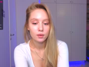 webcam girl amy_touch live cam image #3987797