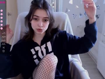 webcam girl lily_ewing live cam image #4253007
