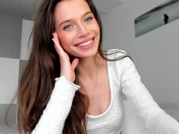webcam girl isia_slay live cam image #3006625