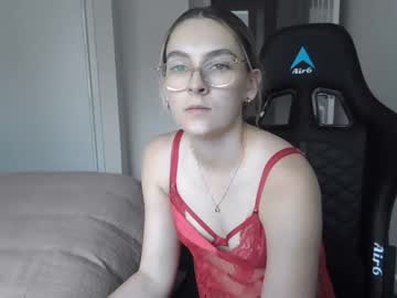 webcam girl maree_eee live cam image #893858