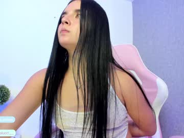webcam girl pavlovacoluccii_ live cam image #1854381