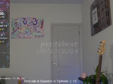 webcam girl petitebrat live cam image #6693184