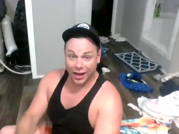 webcam man farmdad69 live cam image #4624631