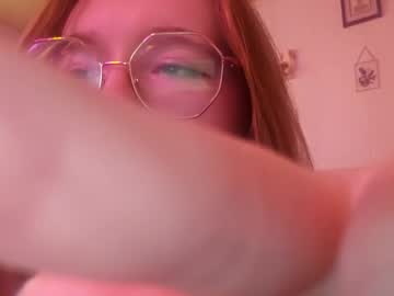 webcam girl luckylychee live cam image #7009941