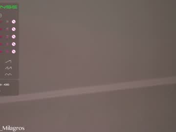 webcam girl mia_milagros live cam image #4765745