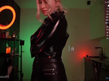 webcam girl bronnica live cam image #3109831