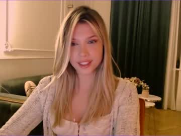 webcam girl bitter_moon live cam image #3583889