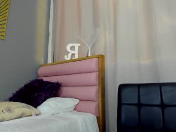 webcam girl roberta_lipa live cam image #3036372