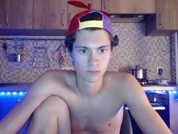 webcam man your_cute_friend live cam image #2509135
