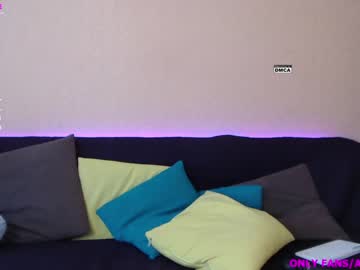 webcam girl anna_bonbon live cam image #1227417