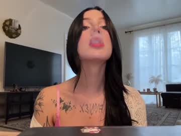 webcam tranny evelynforever live cam image #6199559