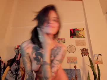 webcam girl alone_together_ live cam image #4660054