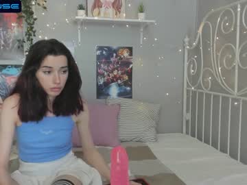 webcam girl relaxi_girl live cam image #1988438