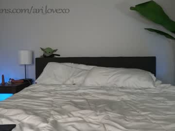 webcam couple ari_lovexo live cam image #4220484