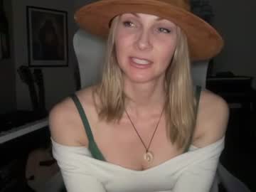 webcam girl kaileeshy live cam image #1483536